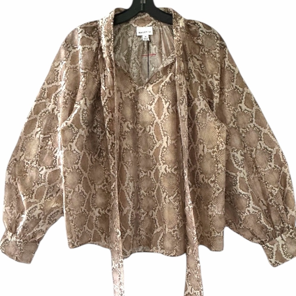BAILEY 44 AVERY SNAKE PRINT TIE FRONT LONG SLEEVE FEMININE BLOUSE - Picture 2 of 7
